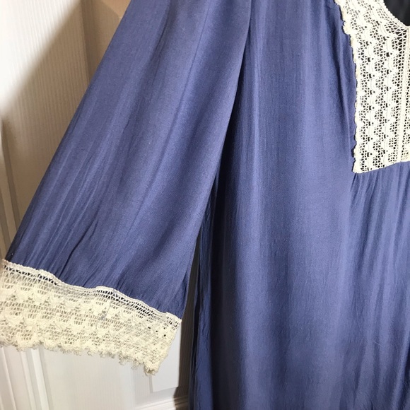 Entro Three Quarter Sleeve Tunic - Picture 4 of 7